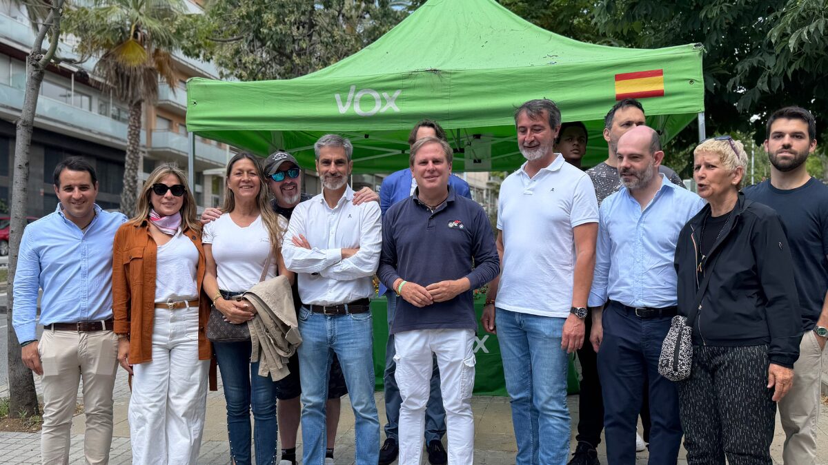 Gràcia, símbolo del malestar vecinal: VOX carga contra Collboni por vivienda, inseguridad y educación